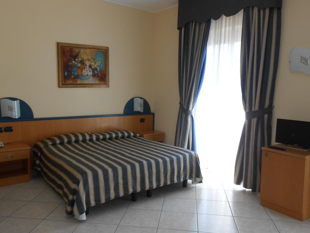 Albergo Villa Eva Costermano Exterior photo